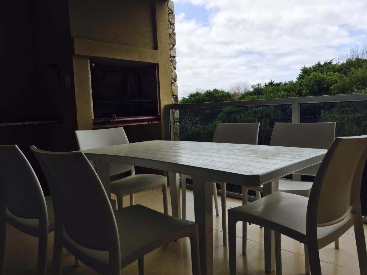Las Brisas Las Gaviotas Rum bild